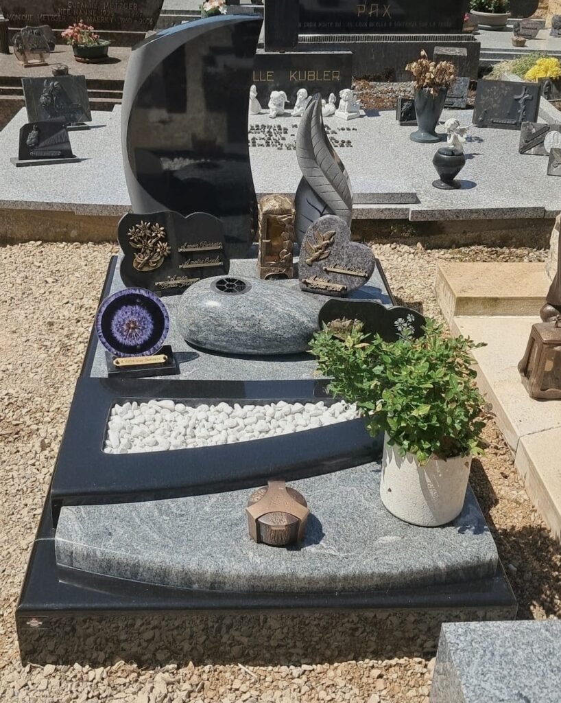 granits Noir Fin et Kuppam Green