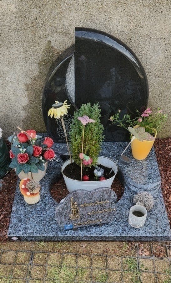 En granit Mass Blue et Noir Fin